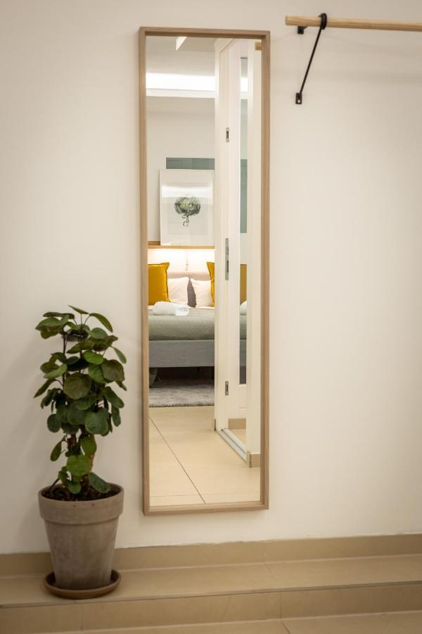 Spacious Apartment In Hemholtzkiez Prenzlauer Berg For 8 People Hiddenseer Berlín Exteriér fotografie